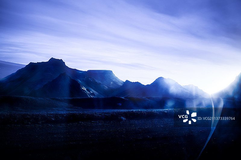 野生植物：冰岛卡特拉火山的湖光山色图片素材