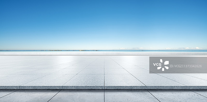 雪山背景下的室内空间图片素材