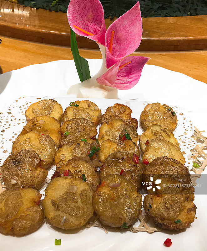 浙江宁波地区特色美食干煸芋艿图片素材