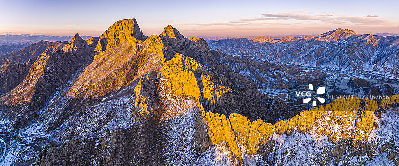 亘古长城（克什克腾旗平顶山冰川遗迹）图片素材