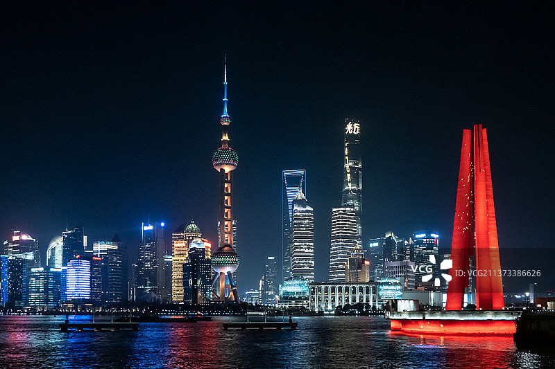 上海人民英雄纪念碑夜景图片素材