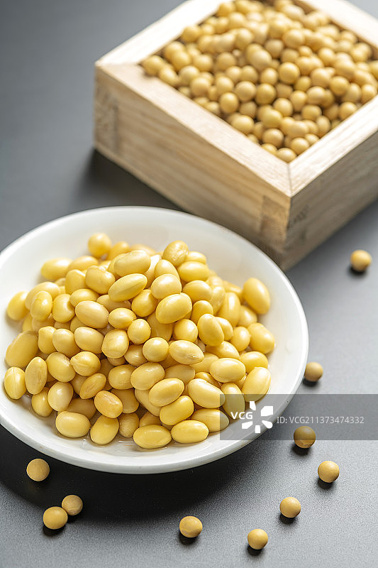 水泡黄豆特写图片素材