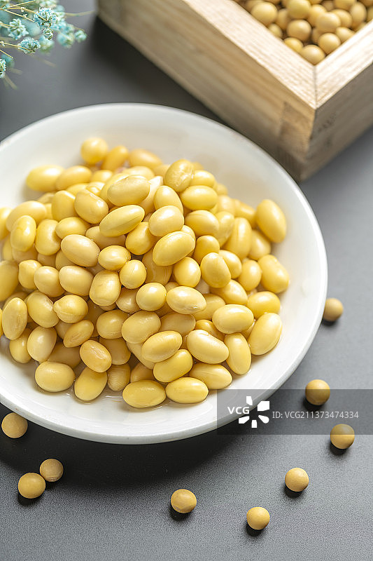 水泡黄豆特写图片素材