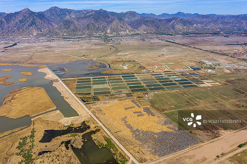 俯瞰敕勒川+内蒙古呼和浩特市土默特左旗敕勒川文化旅游区图片素材