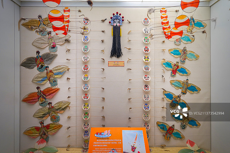 串式风筝+山东省潍坊市奎文区世界风筝博物馆图片素材