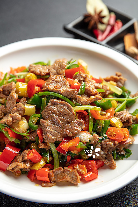 四川菜小炒黄牛肉图片素材
