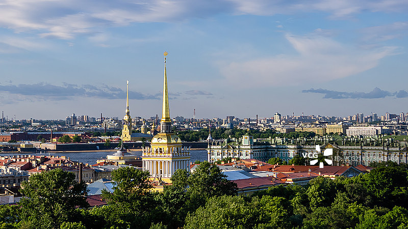 俄罗斯圣彼得堡城市天际线俯视图图片素材