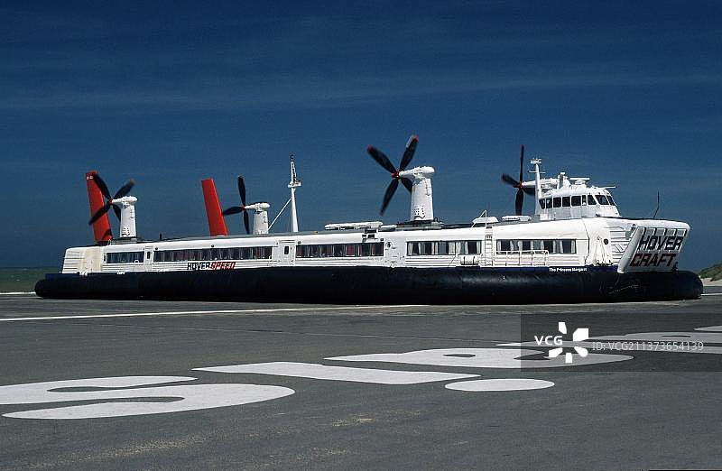 加莱，法国，气垫船，欧洲风光图片素材