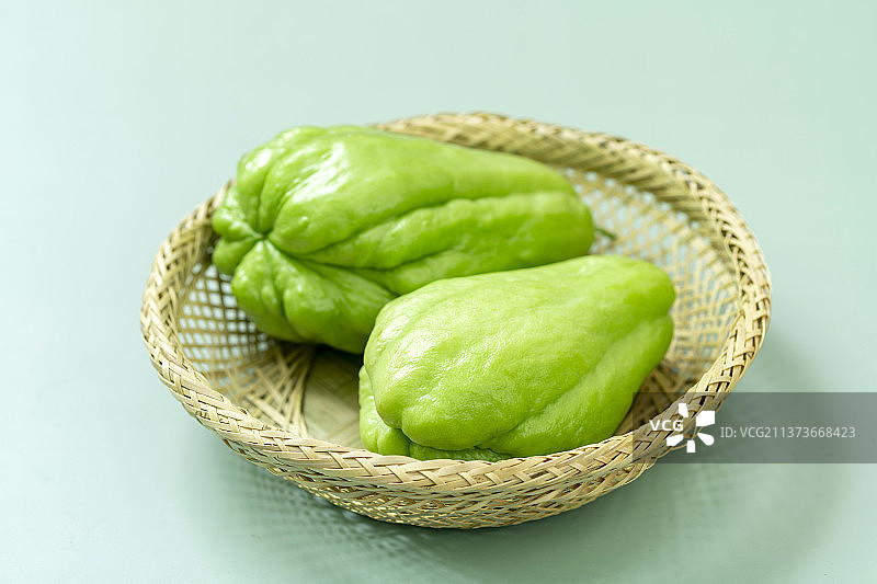 佛手瓜特写绿色莫兰迪色系背景图片素材