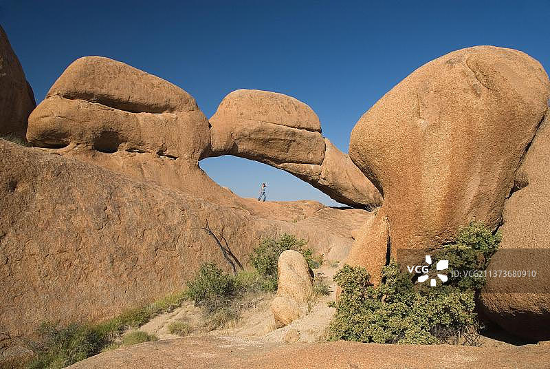 纳米比亚斯皮茨科佩的岩石拱门图片素材
