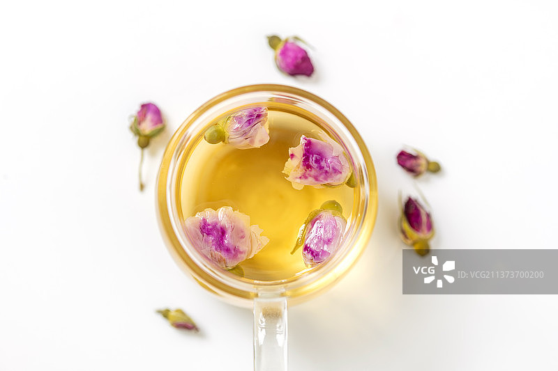 玫瑰花茶特写白色背景图片素材