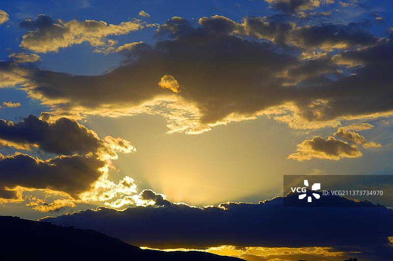 内韦斯山脉国家公园日落，西班牙安达卢西亚图片素材