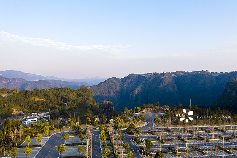 航拍温州市文成县停车场图片素材