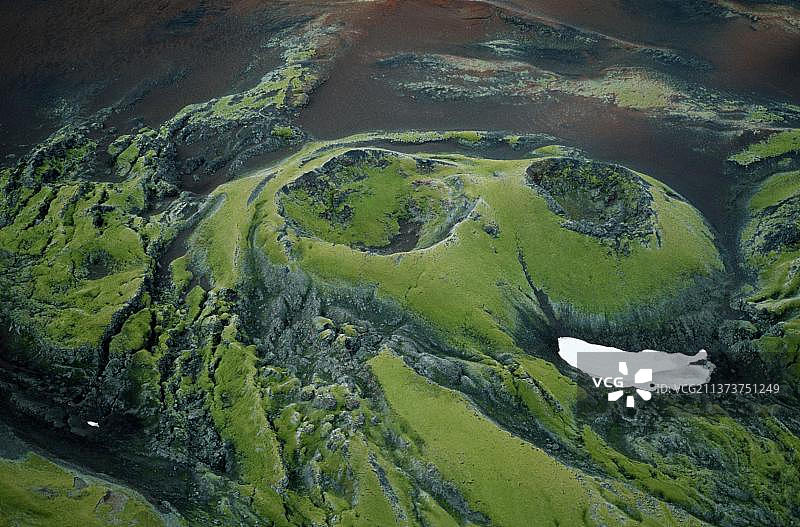 冰岛拉基火山的火山口图片素材