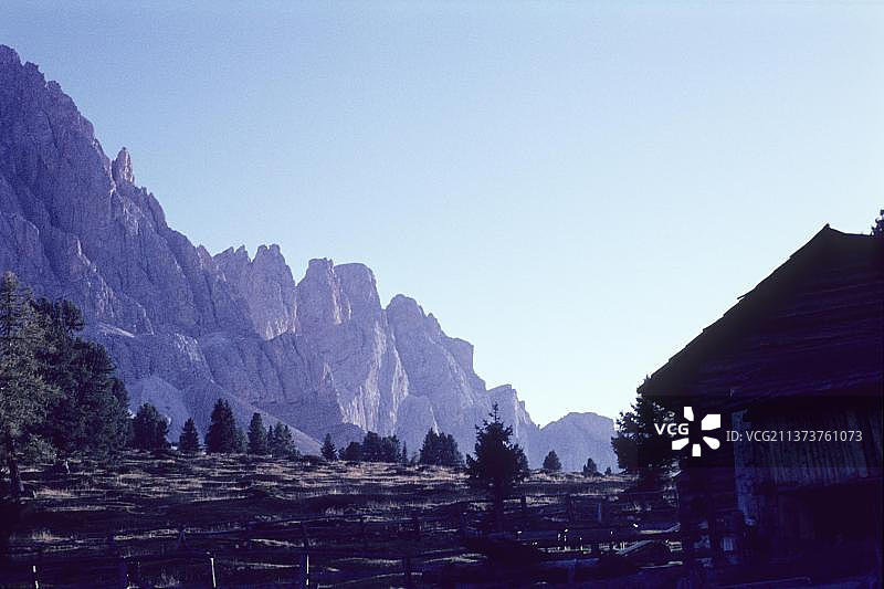 意大利多洛米蒂山盖斯勒山脉，南蒂罗尔，六十年代，欧洲图片素材