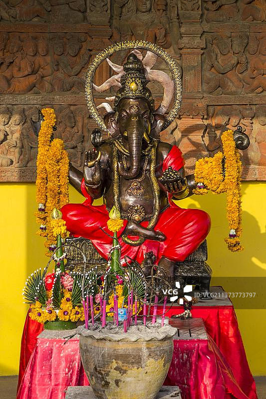 泰国普吉岛的象头神工艺品图片素材