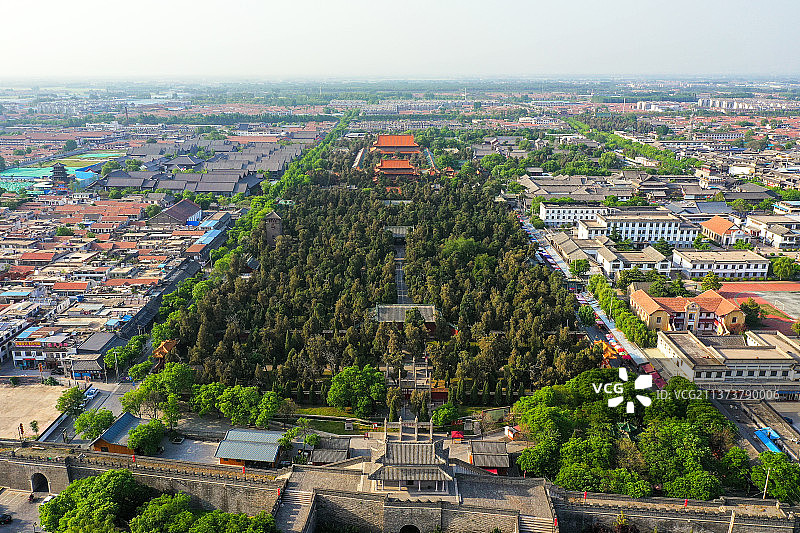 世界文化遗产孔庙+山东省济宁市曲阜市三孔旅游区孔庙孔府图片素材