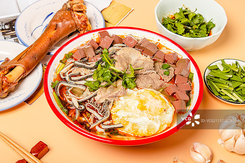 豪华贵州羊肉粉图片素材