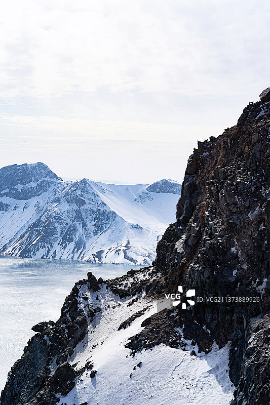 长白山雪原天池美景图片素材