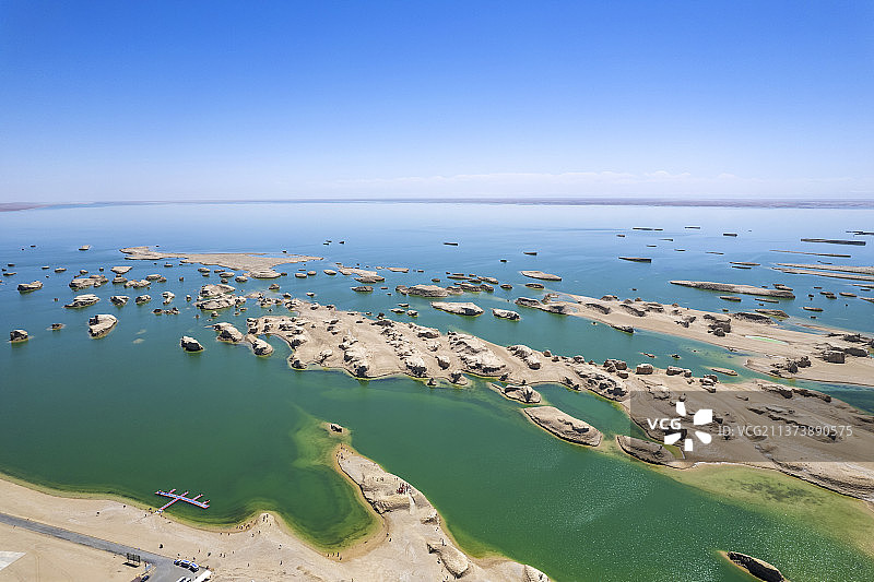 水上雅丹青海雅丹地貌图片素材