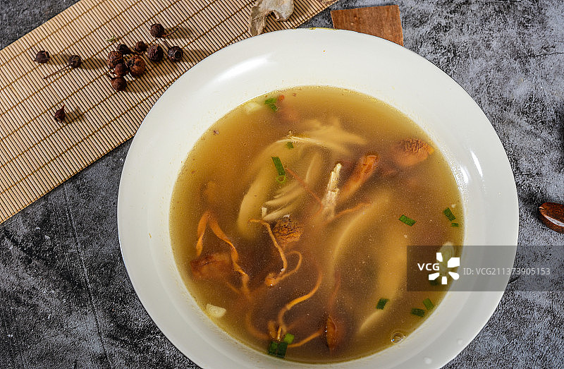 姬松茸鸡汤图片素材
