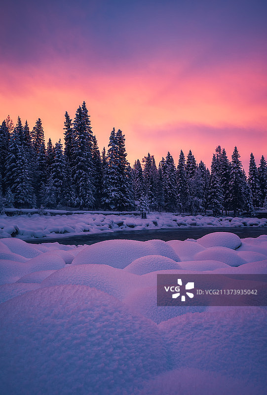 喀纳斯朝霞图片素材