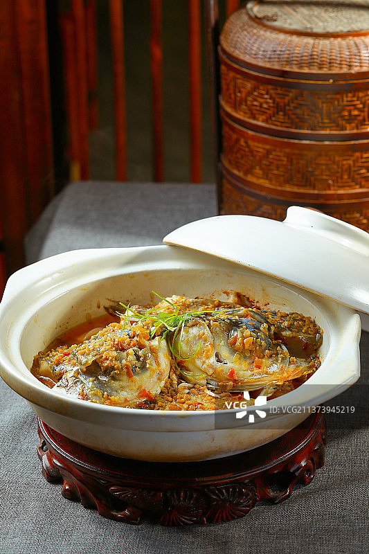 砂锅鱼头图片素材