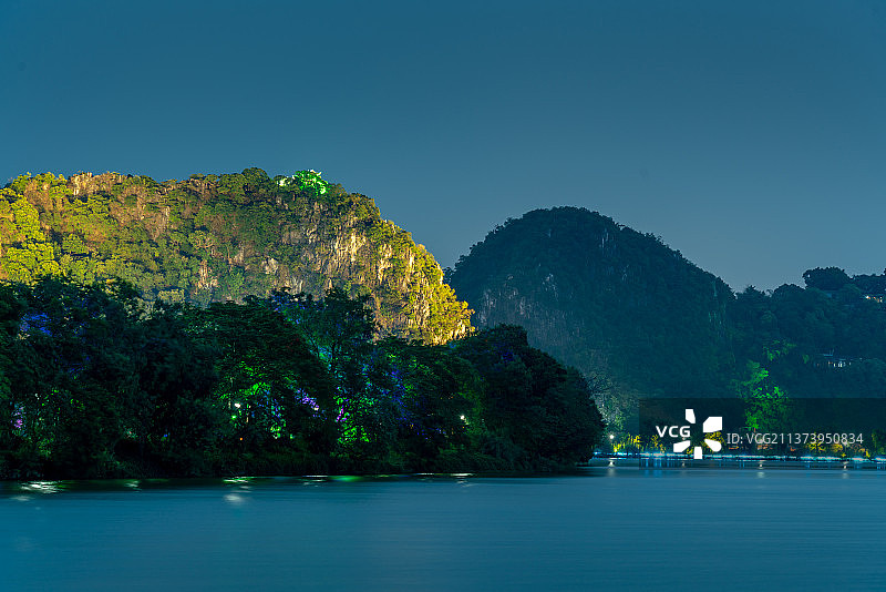 七星岩夜色+广东省肇庆市端州区七星岩景区图片素材