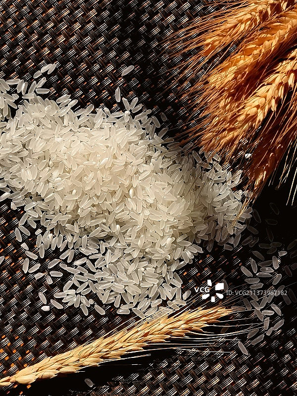 米～粒粒皆辛苦图片素材