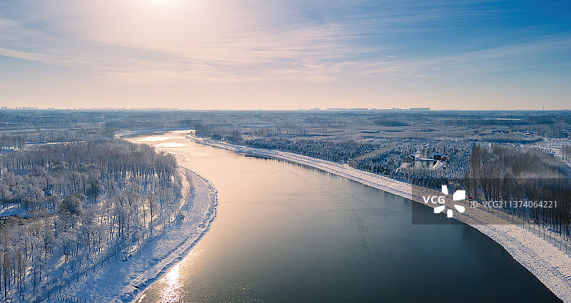 航拍雪后的北京通州大运河图片素材