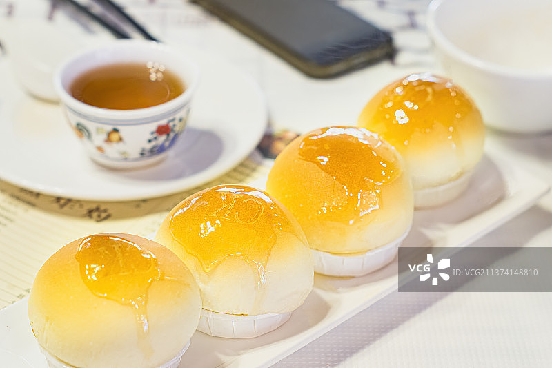 茶点蜜汁叉烧包图片素材