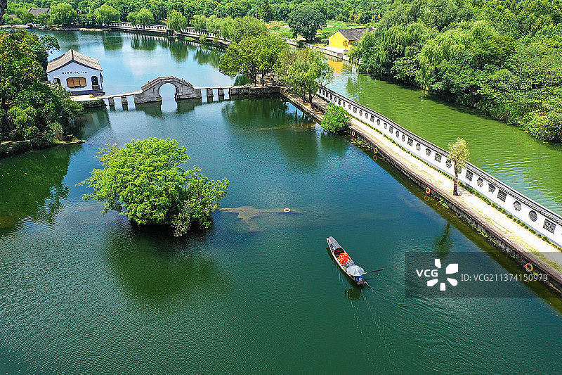 乐逍遥+浙江省绍兴市越城区东湖景区图片素材