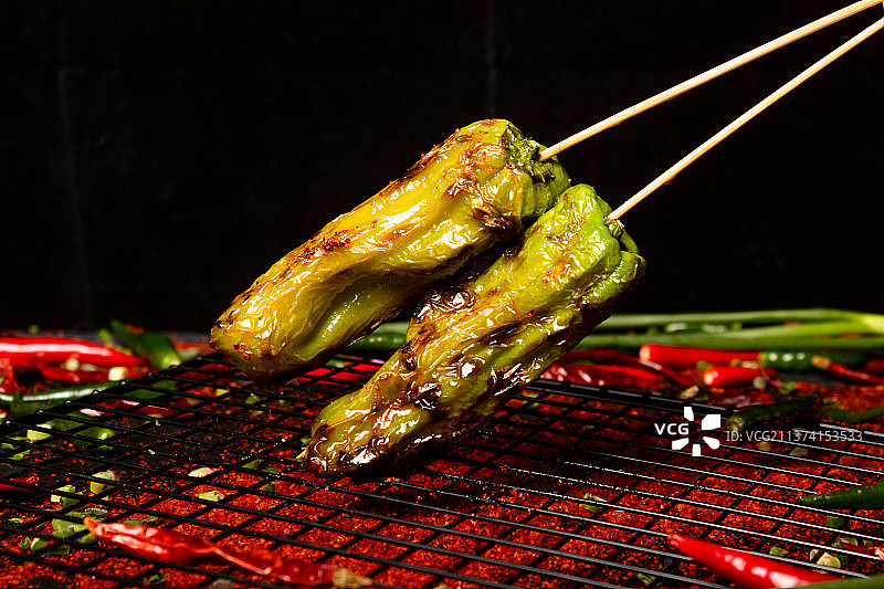 烧烤青椒串图片素材