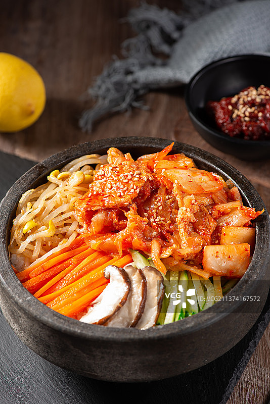 泡菜五花肉拌饭图片素材
