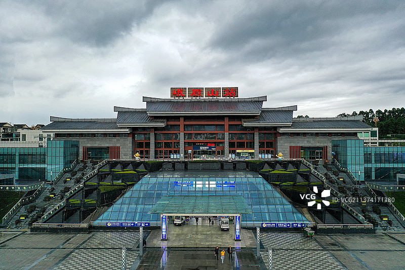 峨眉山站+四川省乐山市峨眉山市图片素材