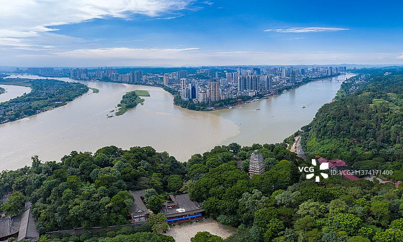 三江汇流+四川省乐山市市中区图片素材
