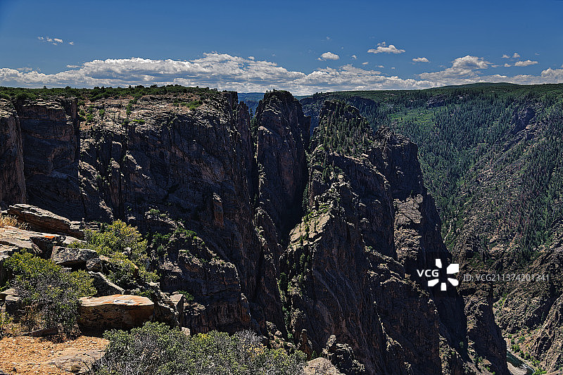 大岛景观的岩石构造图片素材