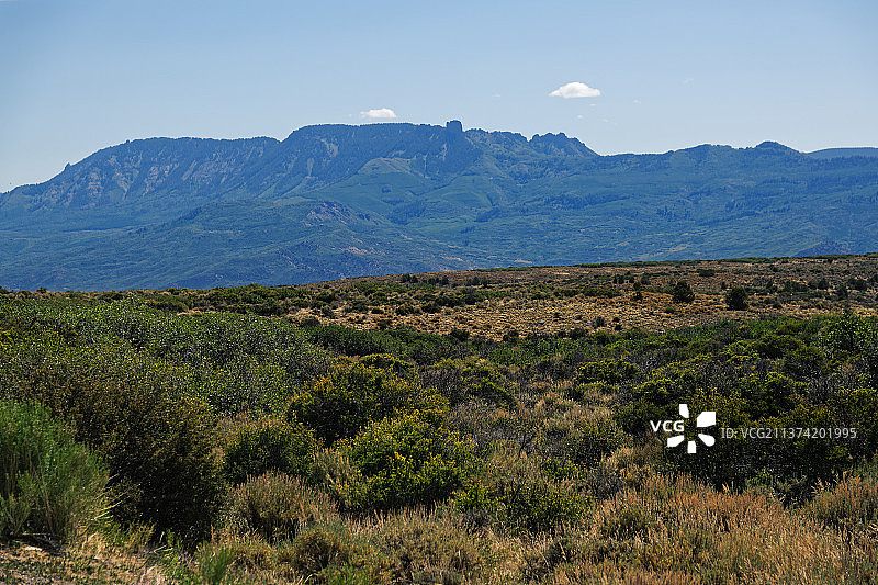 美国西埃尔克山脉的山峰与山脊图片素材
