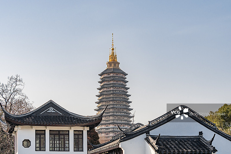 江苏省常州红梅公园天宁寺风光图片素材
