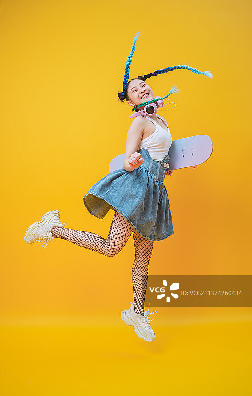 酷酷的美少女图片素材