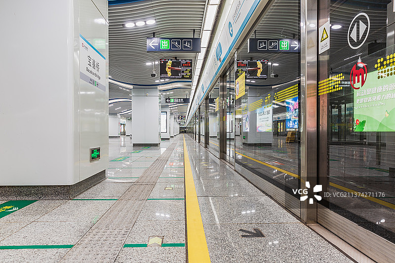 地铁站台图片素材