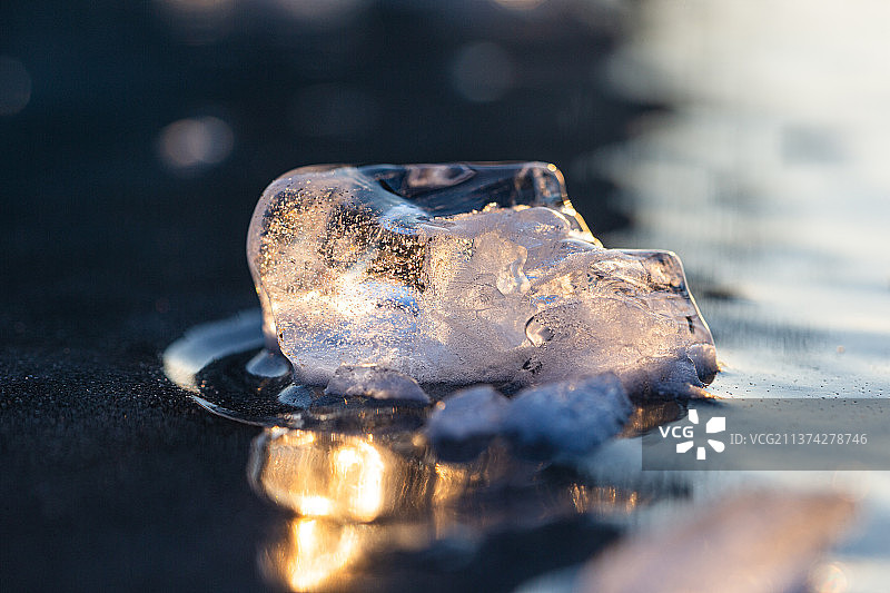 河流里的冰块图片素材