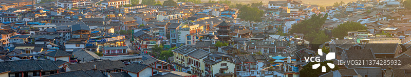 中国广西桂林阳朔西街清晨全景风光图片素材