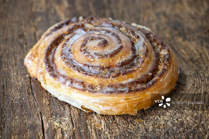 餐桌食物特写：酥皮点心图片素材