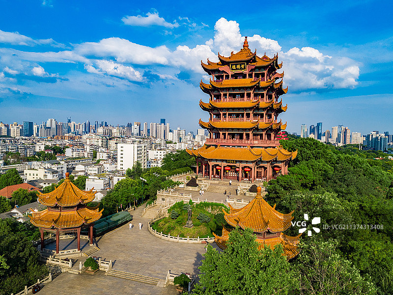 白云黄鹤图片素材