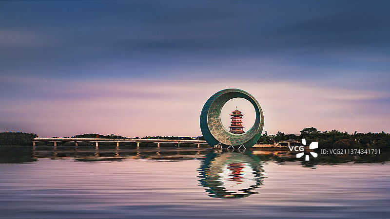 厦门市园博苑月光环和杏林阁图片素材