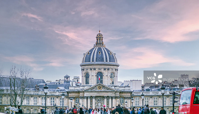 欧洲宫殿建筑群图片素材