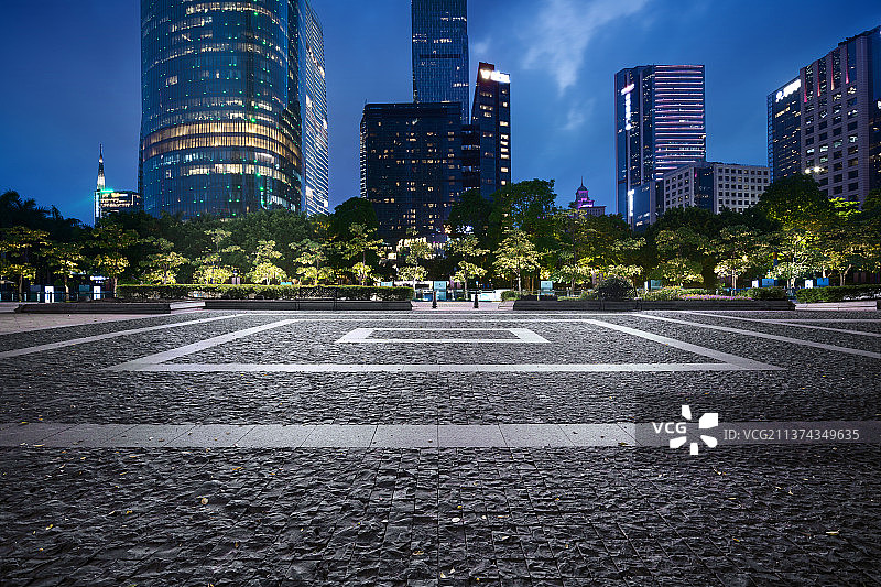 城市广场夜景图片素材