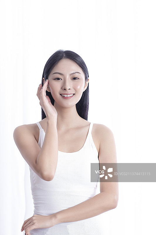 美女皮肤护理图片素材