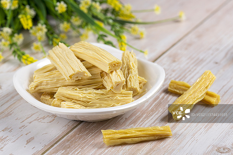 一盘豆制品腐竹特写图片素材
